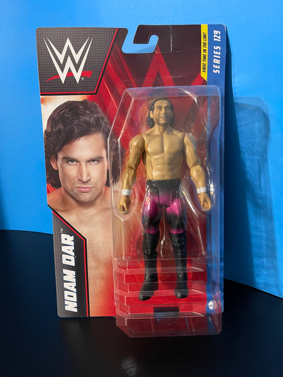 Noam dar action on sale figure
