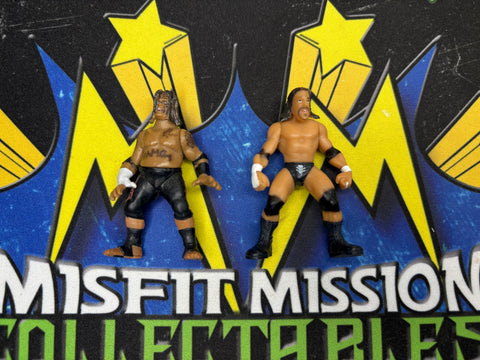 2006 Jakks WWE Micro Aggression Umaga and Triple H 2” Figures