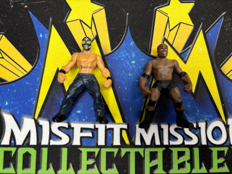 2006 Jakks WWE Micro Aggression Rey Mysterio and Bobby Lashley 2” Figures