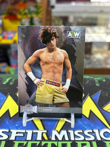2022 Skybox AEW All Elite Wrestling Metal Universe Hook Trading Card #98