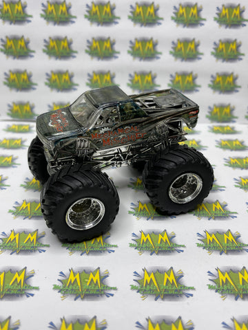 Hot Wheels Monster Jam 1:64 Truck - Transparent Mechanical Mischief