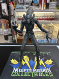 2004 McFarlane Toys Alien Movie Warrior Alien 8” Figure