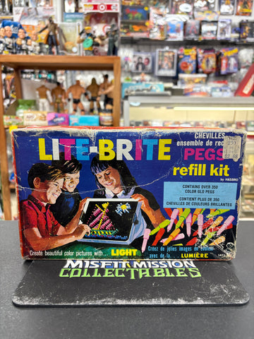 Vintage 1968 Hasbro Lite Brite Refill Kit Pegs
