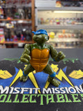 Vintage 1988 TMNT Leonardo Figure