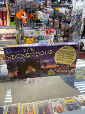 1991 Family Pastimes The Secret Door Board Game