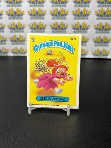 Vintage TOPPS 1986 Garbage Pail Kids Bea Sting Sticker Trading Card
