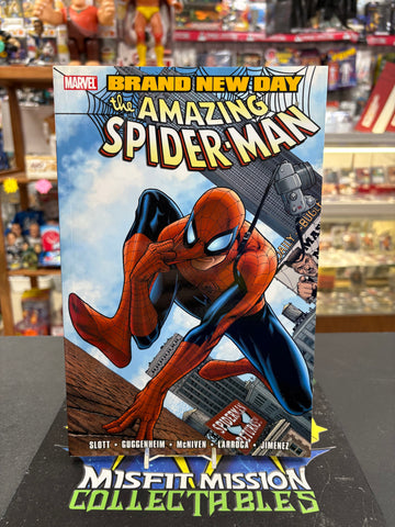 2007 Marvel Comics The Amazing Spider-Man Brand New Day Graphic Novel