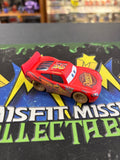 Hot Wheels Disney Cars Lightning McQueen Rust-Eze Dirty Car