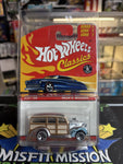 2005 Hot Wheel Classics Series 1 1940’s Woodie (New)