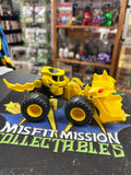 Hot Wheels Monster Jam Dirt Squad Scoops Truck