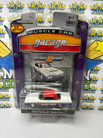 2008 Greenlight Muscle Car Garage MCC Street Strip 1964 Plymouth Sport Fury Car (New)