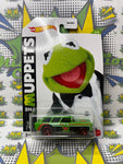 2020 Hot Wheels Disney The Muppets Kermit Classic Nomad Car (New)