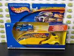 2001 Hot Wheels Pavemt Pounder Speedy Cluck and Camion Lourd (New)