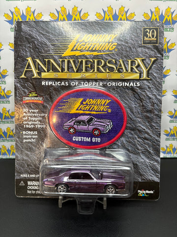 2000 Johnny Lightning 30th Anniversary Series Replica of Topper Originals Custom GTO Car (New)