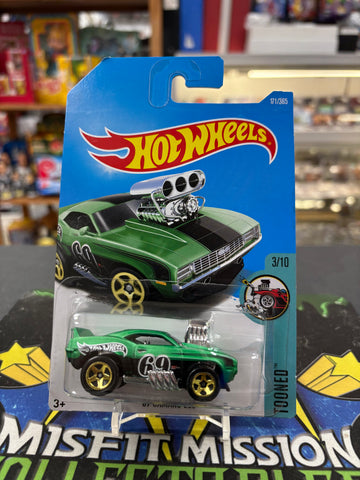 2015 Hot Wheels Tooned ‘69 Camaro Z28 Car (New)