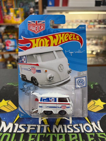 2018 Hot Wheels Volkswagen Kool Kombi Car (New)