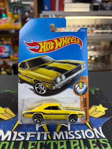 2015 Hot Wheels Muscle Mania ‘69 Dodge Charger 500 Car (New)