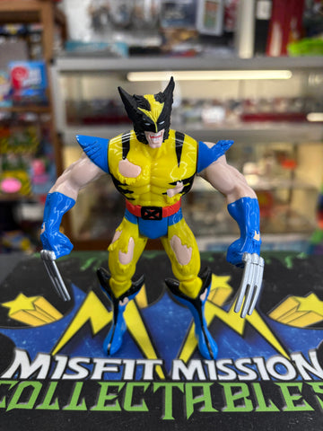 1995 Toy Biz Wolverine Figure
