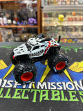 Spin Master Monster Jam 1:64 Monster Mutt Dalmatian Truck