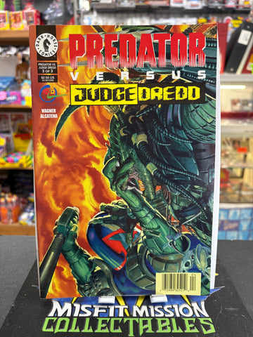 1998 Dark Horse Comics Predator Versus Judge Dredd #3