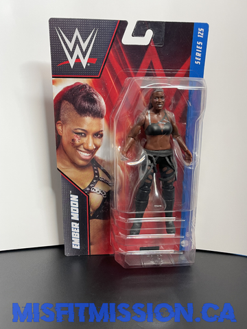 WWE Mattel Basic Ember Moon #125 (New)