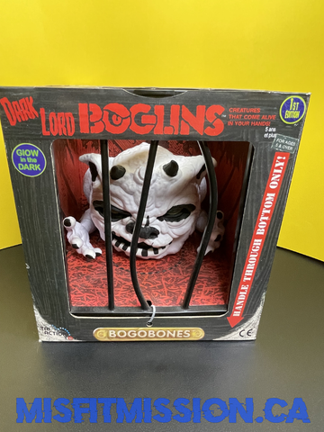 Tri action Toys 1st Edition Dark Lord Boglins Bogobones (New)