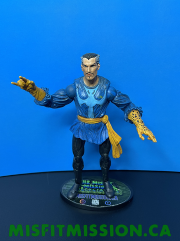 2003 Toy Biz Marvel Legends Doctor Strange