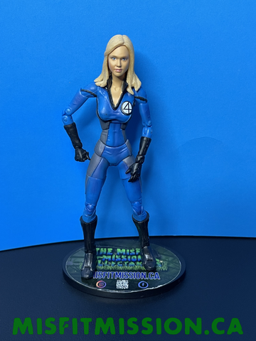 2005 Toy Biz Marvel Legends Invisible Woman