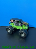 Hot Wheels Monster Jam 1:64 Gravedigger (Metal Base)